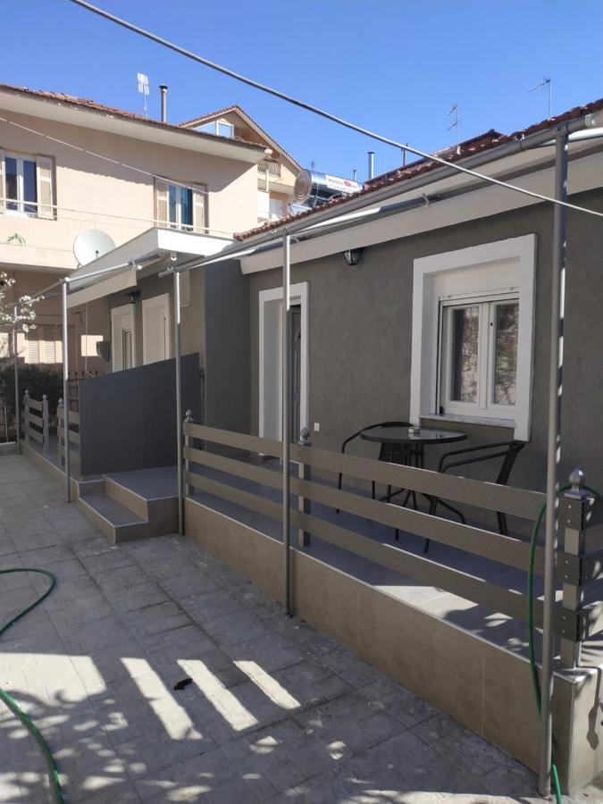 Agelikis' Apartments Nea Kallikrateia Buitenkant foto